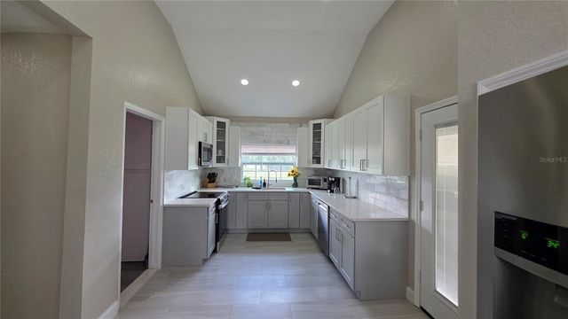 13330 FORT KING ROAD, Dade City, FL 33525