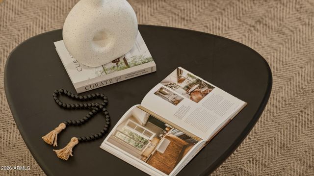 2839 E SIERRA Street, Phoenix, AZ 85028