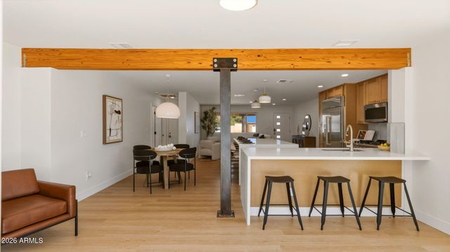 2839 E SIERRA Street, Phoenix, AZ 85028