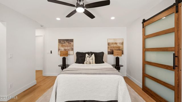 2839 E SIERRA Street, Phoenix, AZ 85028