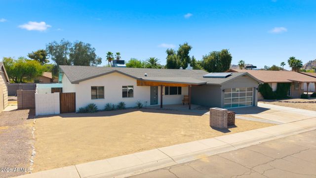 2839 E SIERRA Street, Phoenix, AZ 85028