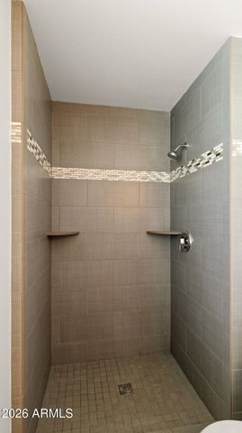 2839 E SIERRA Street, Phoenix, AZ 85028