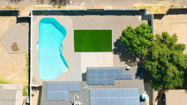 2839 E SIERRA Street, Phoenix, AZ 85028