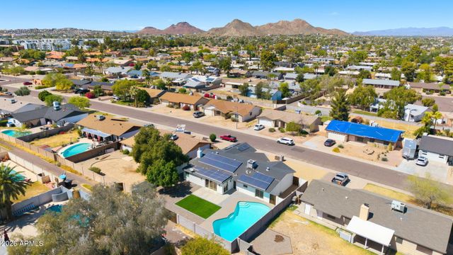 2839 E SIERRA Street, Phoenix, AZ 85028