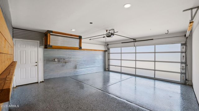 2839 E SIERRA Street, Phoenix, AZ 85028