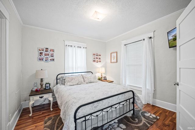 854 S 1st Street, Frankfort, IN 46041