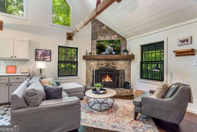 317 North Pine Road, Ellijay, GA 30536