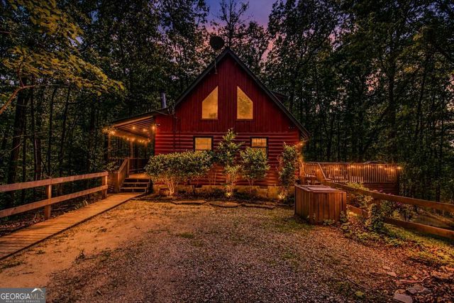 317 North Pine Road, Ellijay, GA 30536