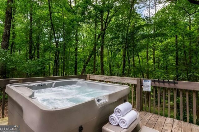 317 North Pine Road, Ellijay, GA 30536