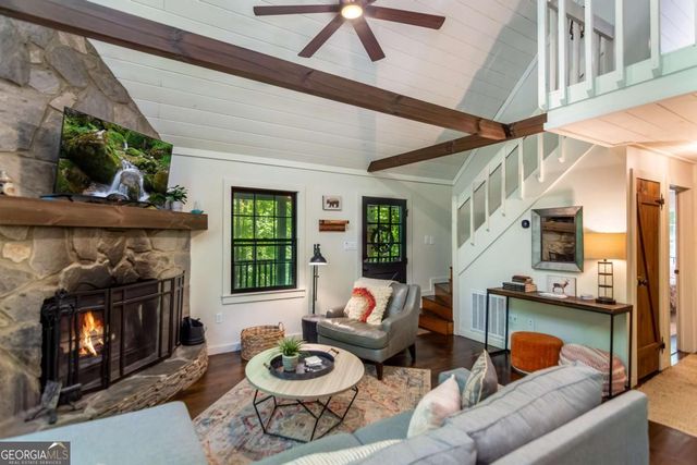 317 North Pine Road, Ellijay, GA 30536