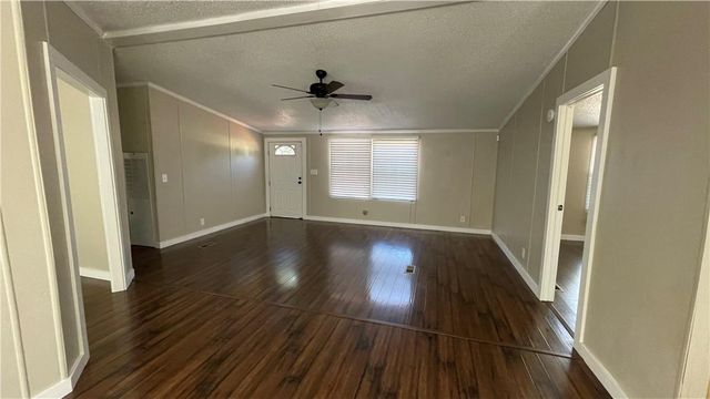 117 Green Mountain DR, Cedar Creek, TX 78612