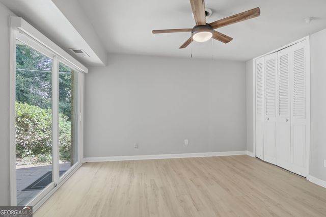 5400 Roswell Road N6, Sandy Springs, GA 30342