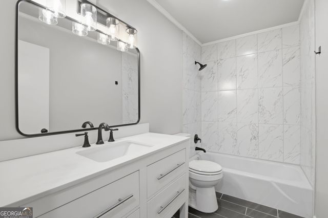 5400 Roswell Road N6, Sandy Springs, GA 30342