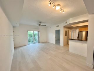 7516 NE 1st Ave 302, Miami, FL 33138