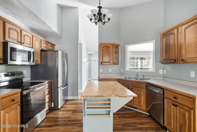 260 Queens Cove Way, Carthage, NC 28327