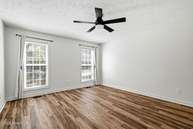 260 Queens Cove Way, Carthage, NC 28327