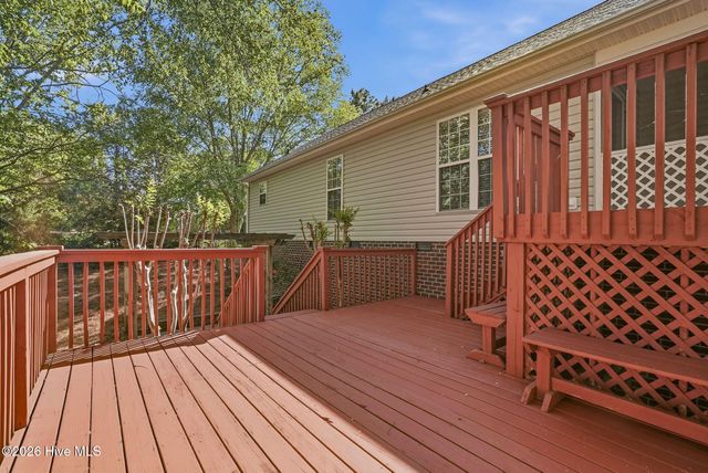 260 Queens Cove Way, Carthage, NC 28327