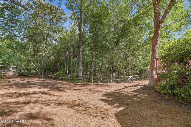 260 Queens Cove Way, Carthage, NC 28327