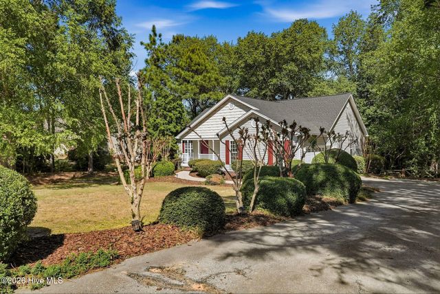 260 Queens Cove Way, Carthage, NC 28327