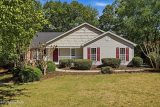 260 Queens Cove Way, Carthage, NC 28327