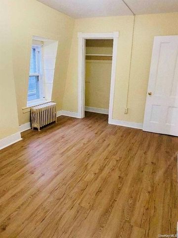 139 MONTGOMERY Street 3, Poughkeepsie, NY 12601