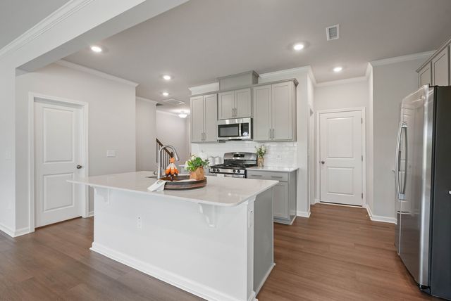 261 Eden View Bend, Raleigh, NC 27610