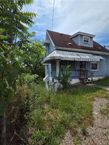 509 Forest St, Monessen, PA 15062