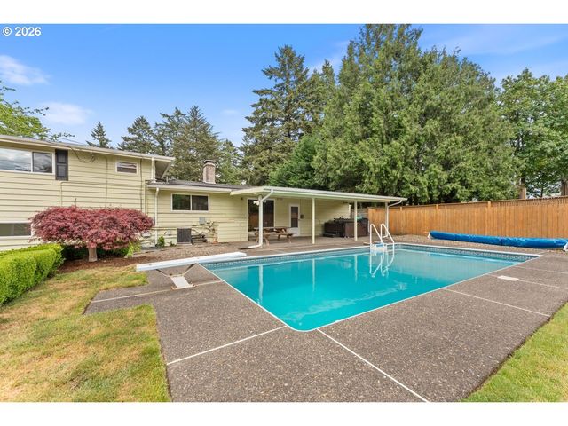 3825 Se 166TH Ct, Portland, OR 97236