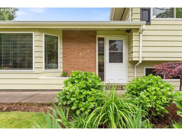 3825 Se 166TH Ct, Portland, OR 97236