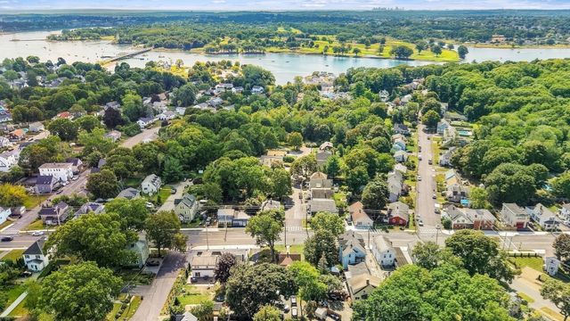 121 Bridge St, Beverly, MA 01915