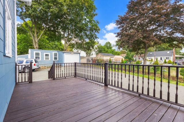 121 Bridge St, Beverly, MA 01915