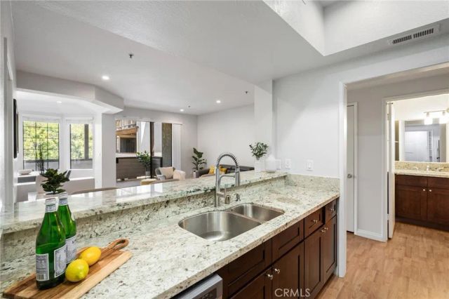 2559 Plaza Del Amo 209, Torrance, CA 90503