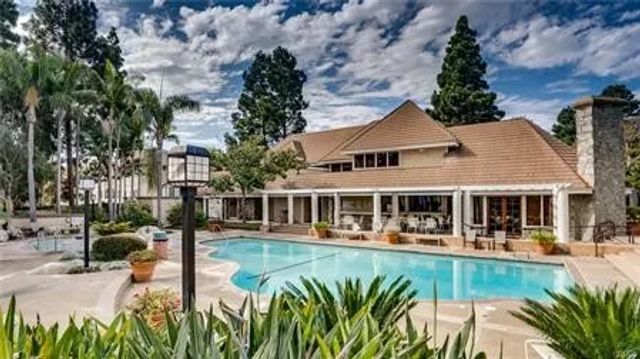 2559 Plaza Del Amo 209, Torrance, CA 90503