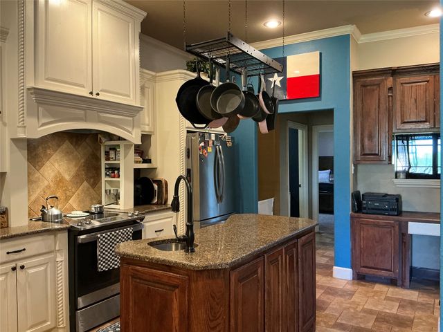 1033 Fm 126, Merkel, TX 79536