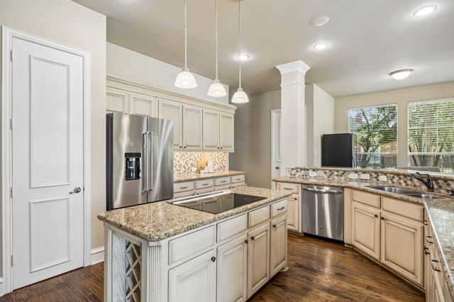 515 Bastrop Road, Lucas, TX 75002