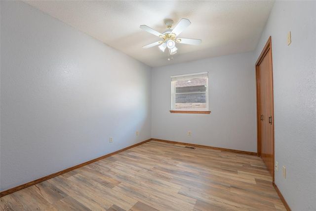 9228 Apple Drive, Midwest City, OK 73130