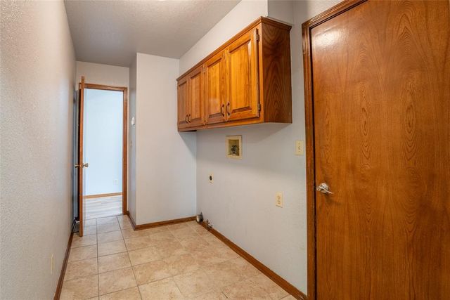 9228 Apple Drive, Midwest City, OK 73130