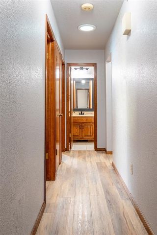 9228 Apple Drive, Midwest City, OK 73130