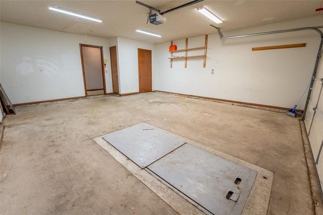 9228 Apple Drive, Midwest City, OK 73130