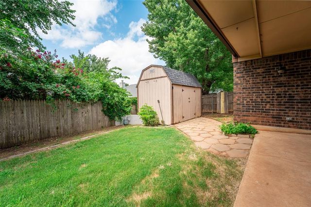9228 Apple Drive, Midwest City, OK 73130