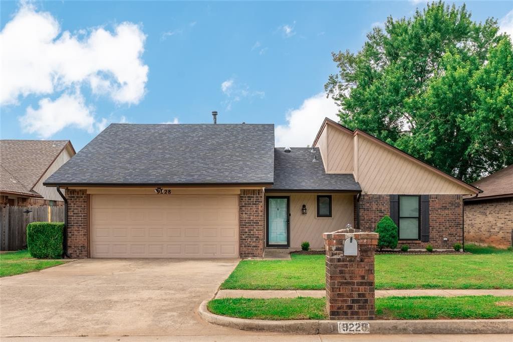 9228 Apple Drive, Midwest City, OK 73130