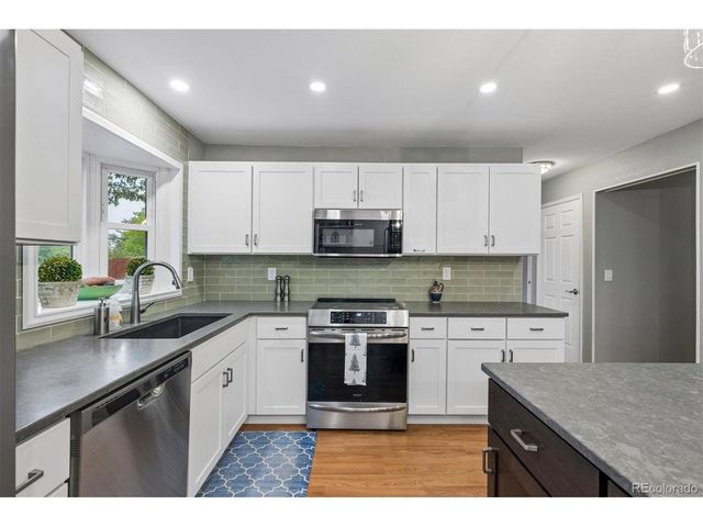 210 Crawford Cir, Golden, CO 80401