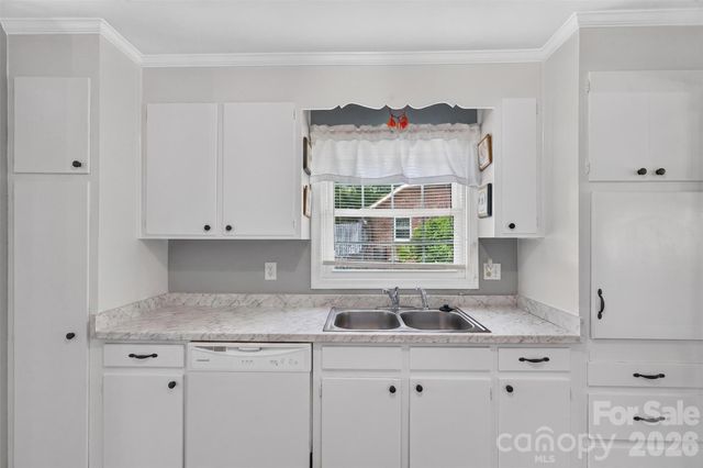 6507 Paleface Place, Charlotte, NC 28214
