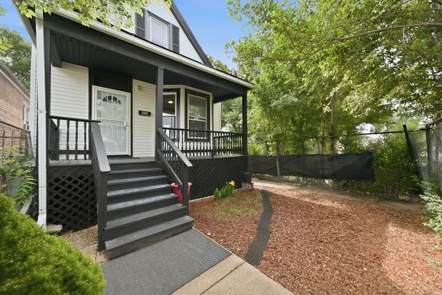6245 S Damen Avenue, Chicago, IL 60636