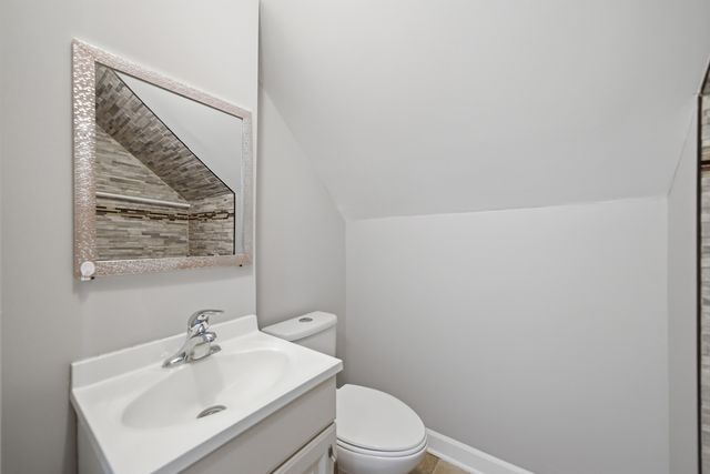 6245 S Damen Avenue, Chicago, IL 60636