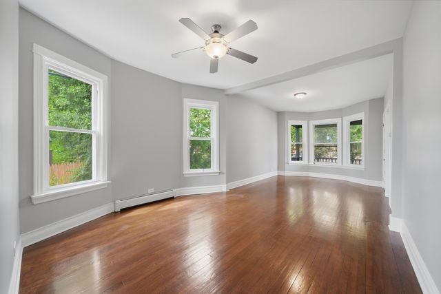 6245 S Damen Avenue, Chicago, IL 60636