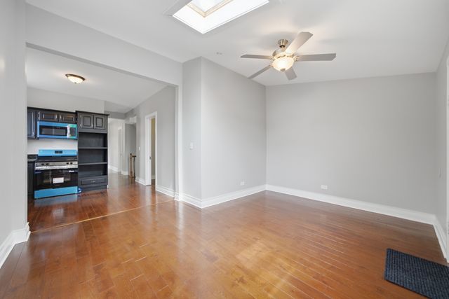6245 S Damen Avenue, Chicago, IL 60636
