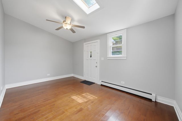 6245 S Damen Avenue, Chicago, IL 60636