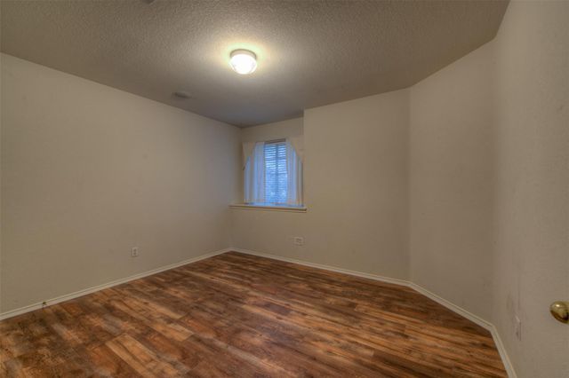 13500 Dulles Ave, Austin, TX 78729