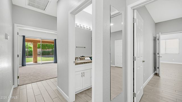 5381 W FOLLEY Street, Chandler, AZ 85226